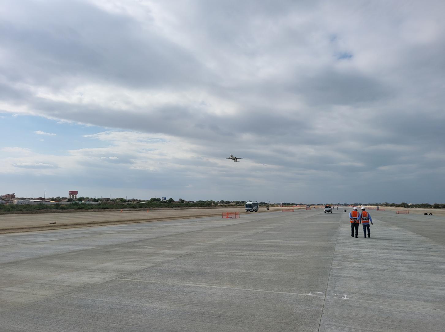 🚧 Remarkable Progress in Piura Airport Expansion Works PERU 🚧 Consulgal